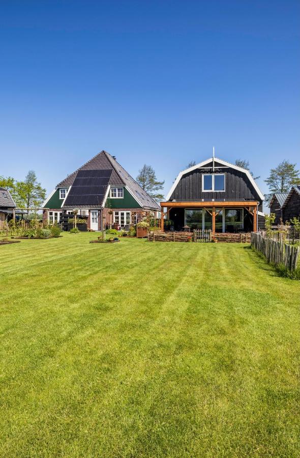 De Heerlijkheid Hensbroek Villa Luaran gambar